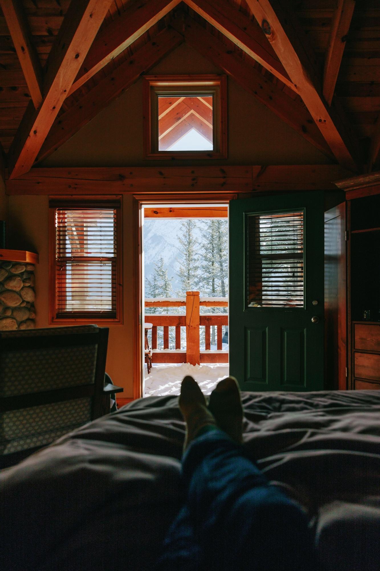 Buffalo Mountain Lodge Банф Экстерьер фото