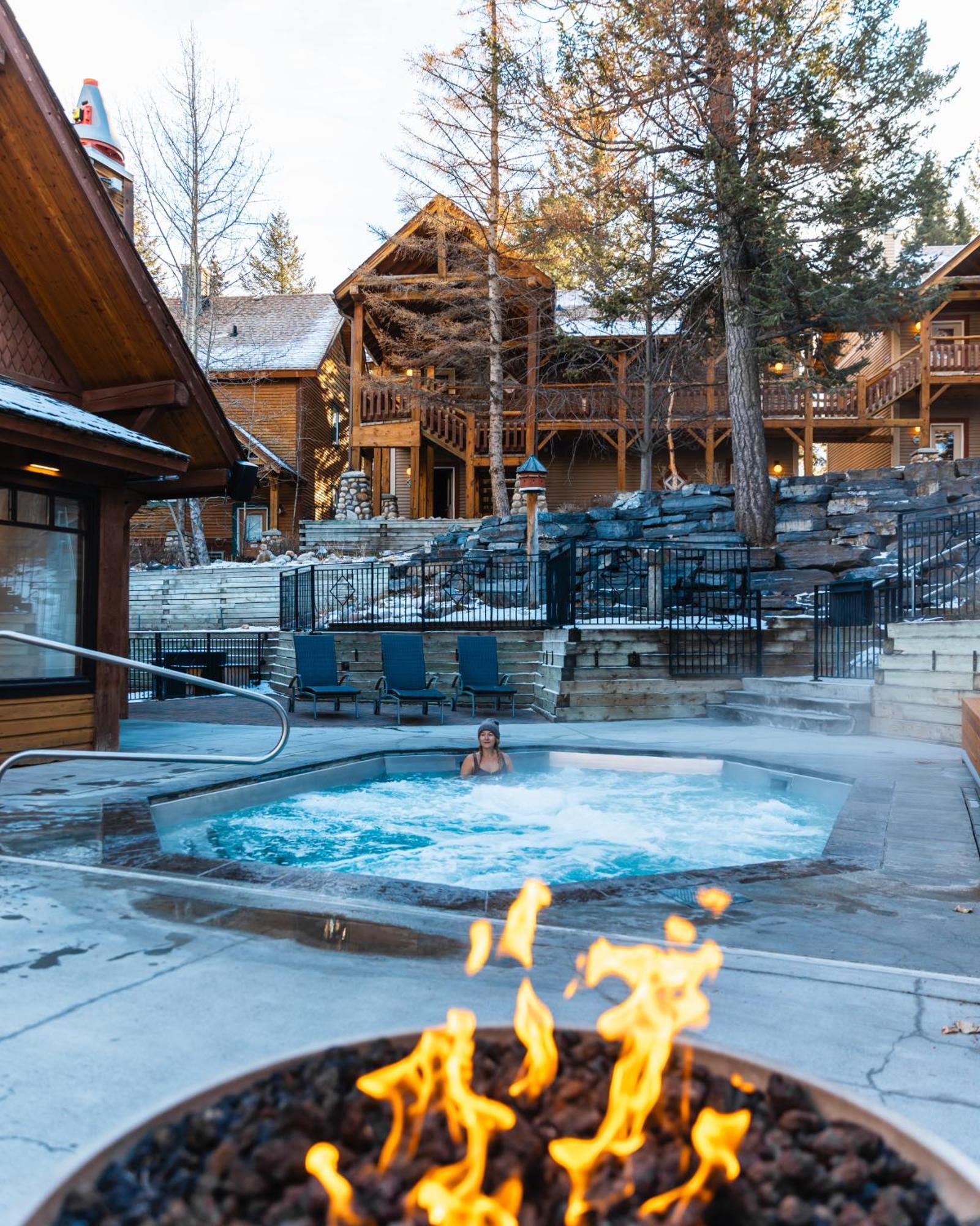 Buffalo Mountain Lodge Банф Экстерьер фото